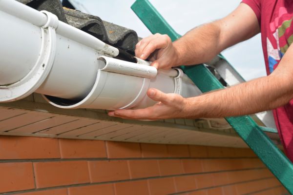 Cost of Large Gutter Repair in Grand Blanc