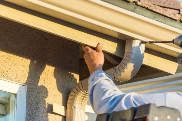 Aluminum Rain Gutter Service in Grand Blanc