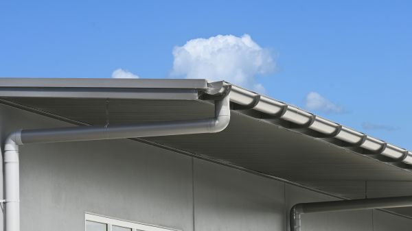Eavestrough Service in Grand Blanc